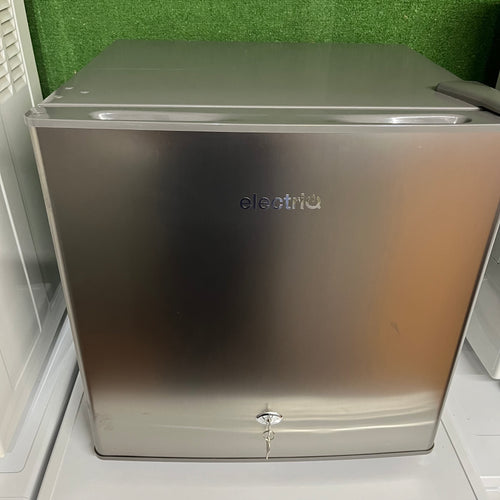 Electriq Table Top Fridge