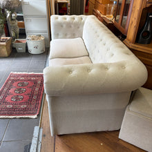 Load image into Gallery viewer, Chesterfield Style Large 2 Seater Sofa