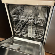 Load image into Gallery viewer, Bosch Hydro Sensor Dishwasher