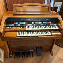 Load image into Gallery viewer, Hammond Organ
