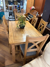 Load image into Gallery viewer, Natural Solid Oak Extending Table and 6 Chairs