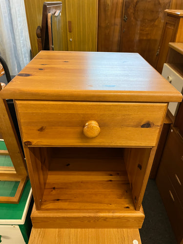 Pine 1 Drawer Bedside